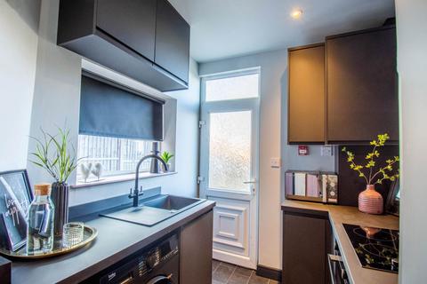 undefined, Marshall Terrace (Room 5), United Kingdom LS15