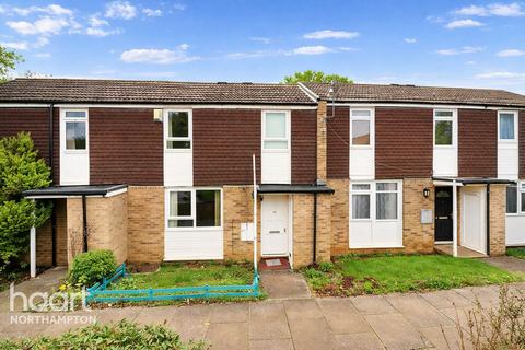 3 bedroom terraced house for sale, Swain Court, Northampton