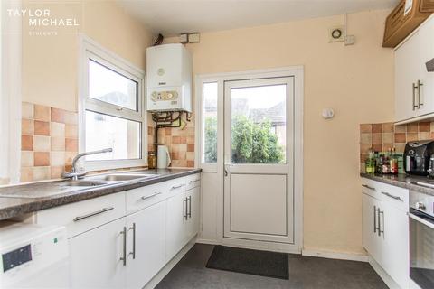 5 bedroom terraced house to rent, Whippingham Road, Brighton