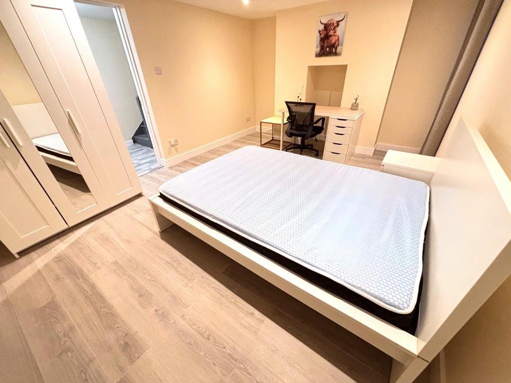 Room 1b