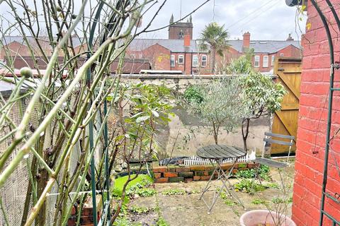 2 bedroom terraced house for sale, Buchanan Street, Leigh
