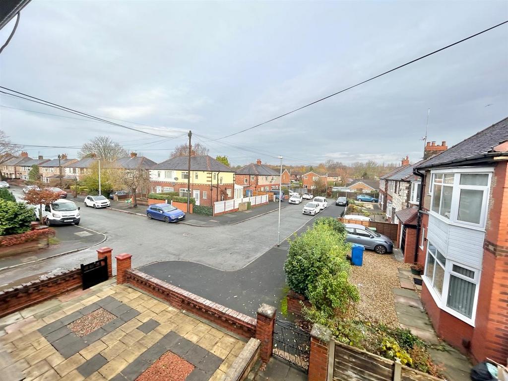 Front garden.jpg