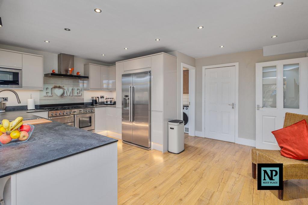 Kitchen/ Family Room