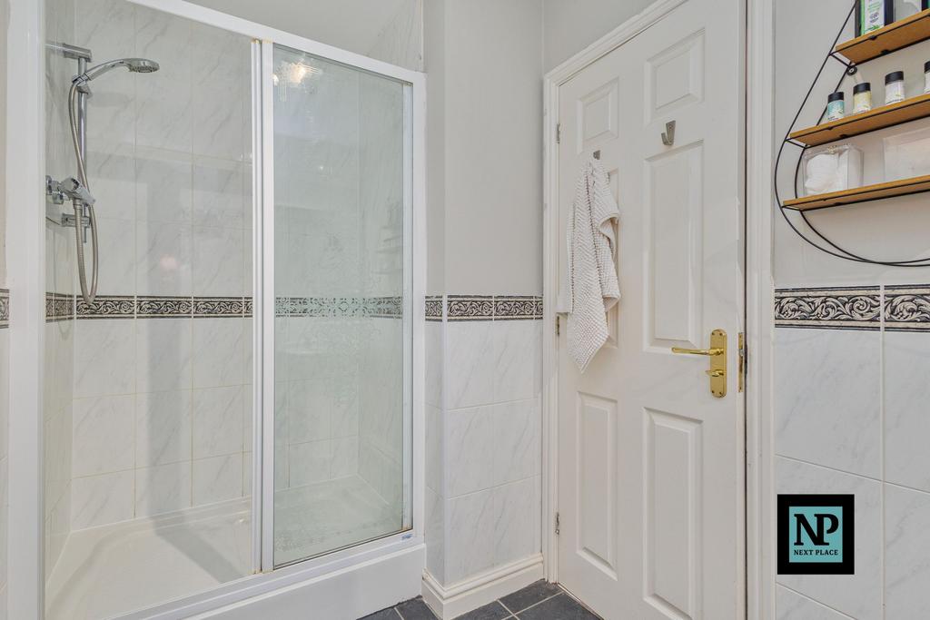 En-suite to Bedroom Two