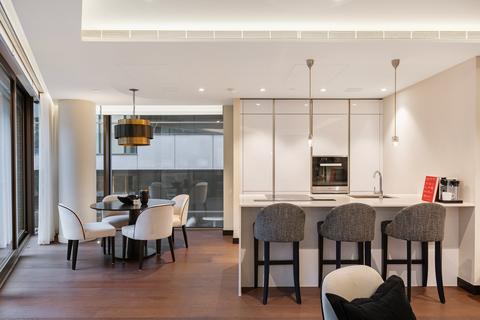 1 bedroom apartment for sale, Crown Square, London, SE1