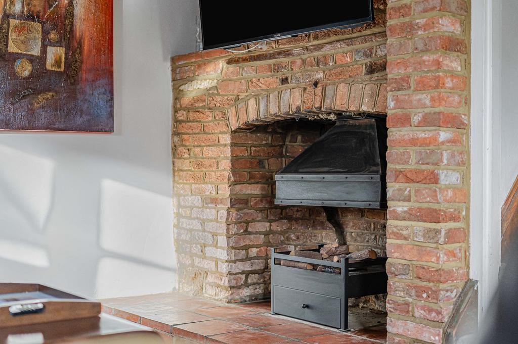 Feature Fireplace