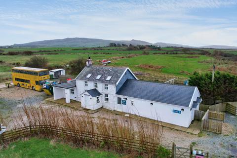 2 bedroom detached house for sale, Bryn Llan, Rhoshirwaun | Campsite | 7ac
