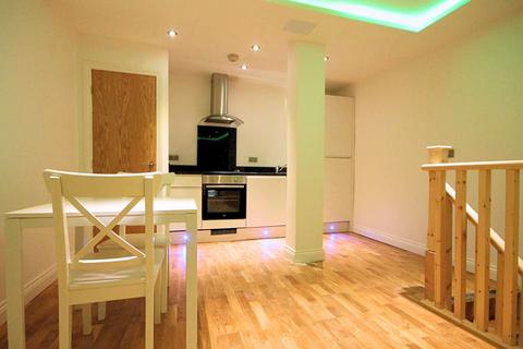 1 bedroom apartment to rent, Falconars House, City Centre NE1