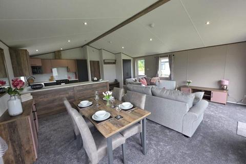 2 bedroom lodge for sale, Pickering York