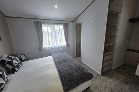 2 bedroom lodge for sale, Pickering York