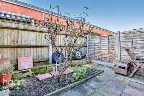 2 bedroom terraced house to rent, Maryland Park, London