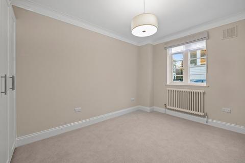 undefined, Tavistock Court, Tavistock Square, London