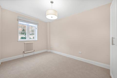 undefined, Tavistock Court, Tavistock Square, London