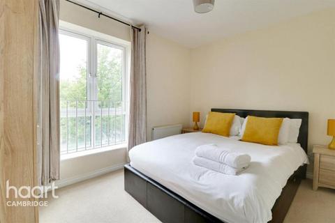 2 bedroom flat to rent, Topper Street, Cambridge