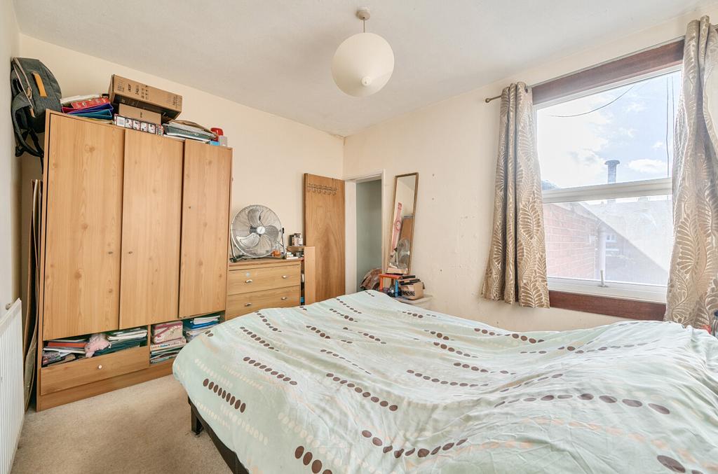 1375941-5-693962c...