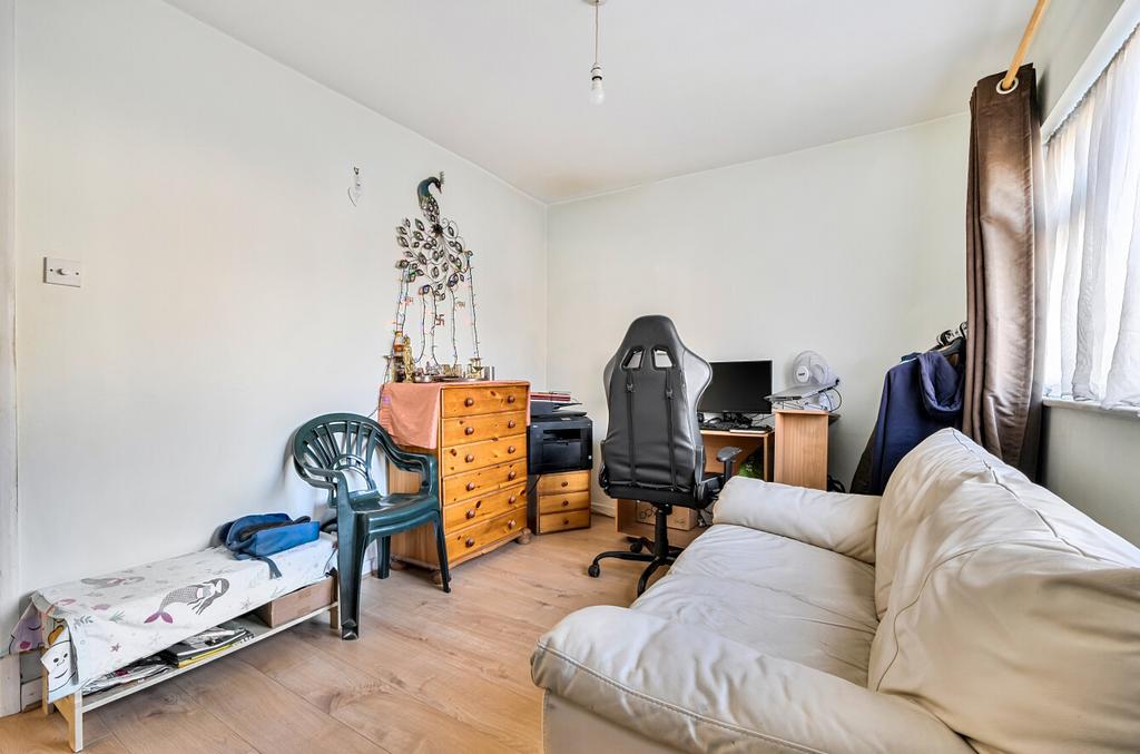 1375941 2 6939617...