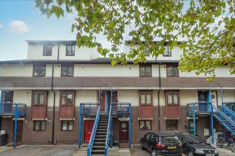 undefined, Westcroft Close, Cricklewood, London, London, NW2 2RP