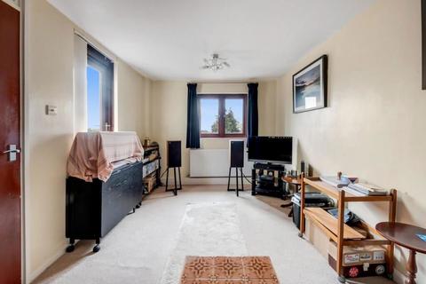 undefined, Westcroft Close, Cricklewood, London, London, NW2 2RP