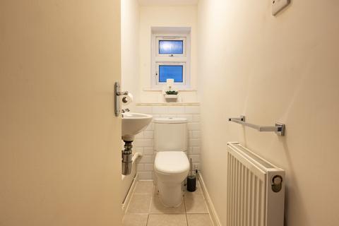 undefined, Rockingham Street