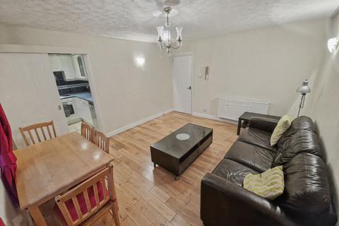 undefined, Crescent Avenue, Prestwich, M25