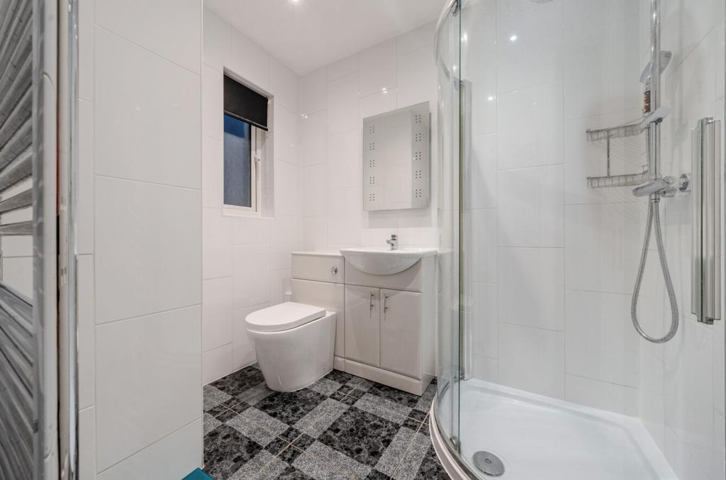 En-Suite shower room