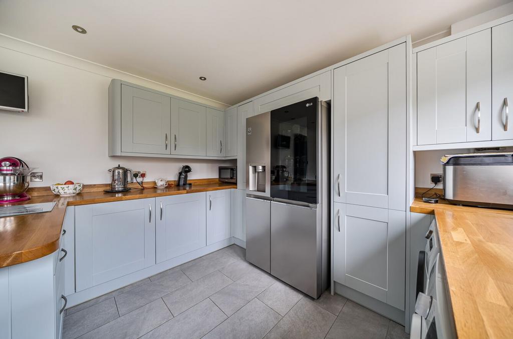 Kitchen / Breakfast Room