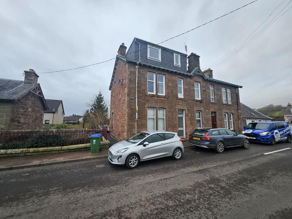 3 Birnam Place Blairgowrie PH10 6 EB
