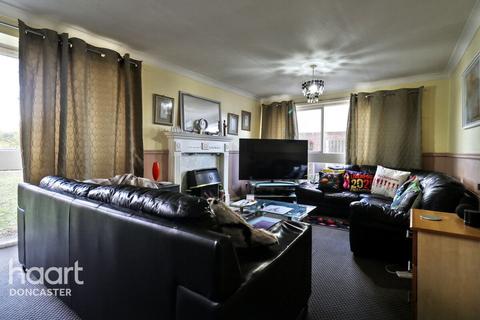 4 bedroom detached house for sale, Woodcross Avenue, Cantley, Doncaster