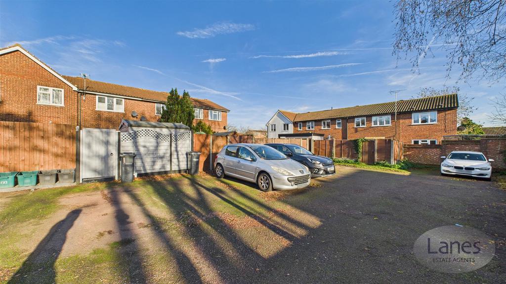 CAM05136 G0-PR0177-STILL025.jpg