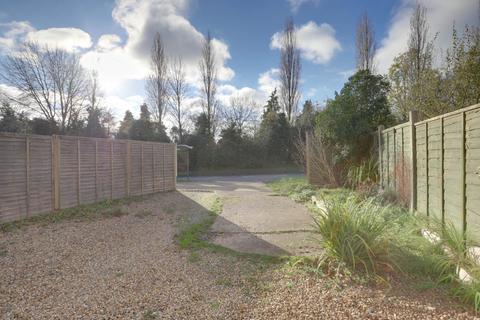 undefined, Lowfield Road, Caversham