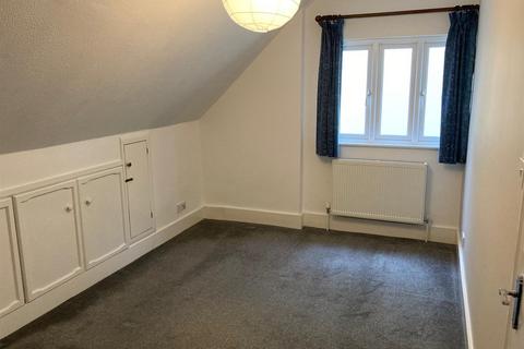 undefined, York Crescent, Aldershot