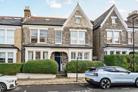 1 bedroom flat for sale, Leander Road, London, SW2