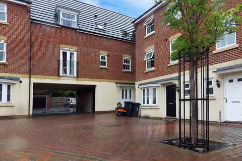 undefined, Vistula Crescent, Swindon SN25