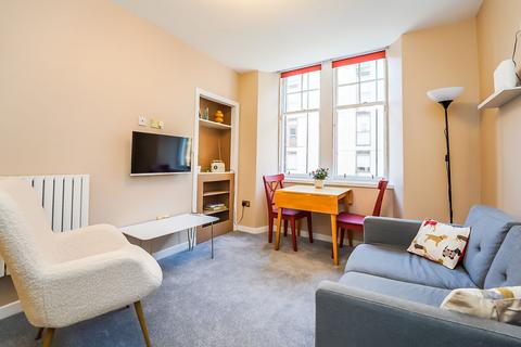 undefined, 0391L Buccleuch Street, Edinburgh, EH8 9LS