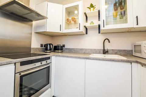 undefined, 0391L Buccleuch Street, Edinburgh, EH8 9LS