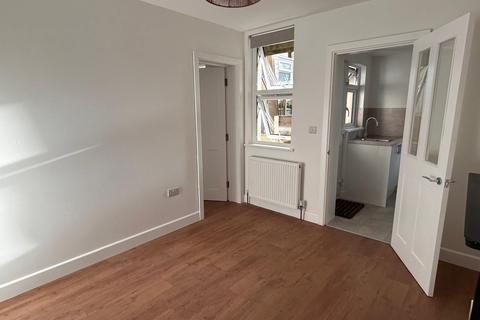 2 bedroom flat to rent, Brighton BN2