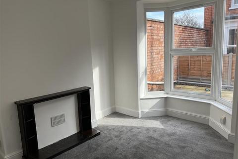 undefined, Lewis Street, Lincoln