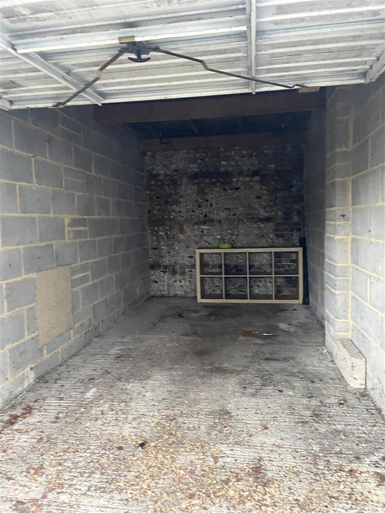Internal garage.jpg