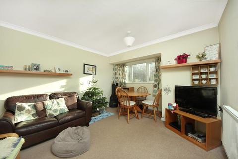undefined, Glencairn Drive, W5