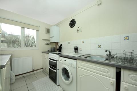 undefined, Glencairn Drive, W5
