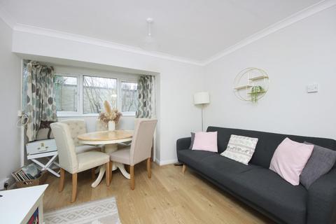 undefined, Glencairn Drive, W5