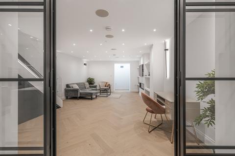 2 bedroom flat for sale, Princedale Road, Holland Park, London, W11