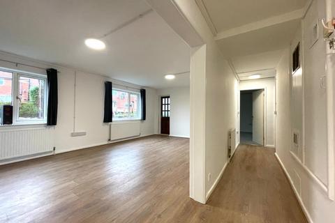 undefined, St. James Walk, Horsforth, Leeds, West Yorkshire, LS18