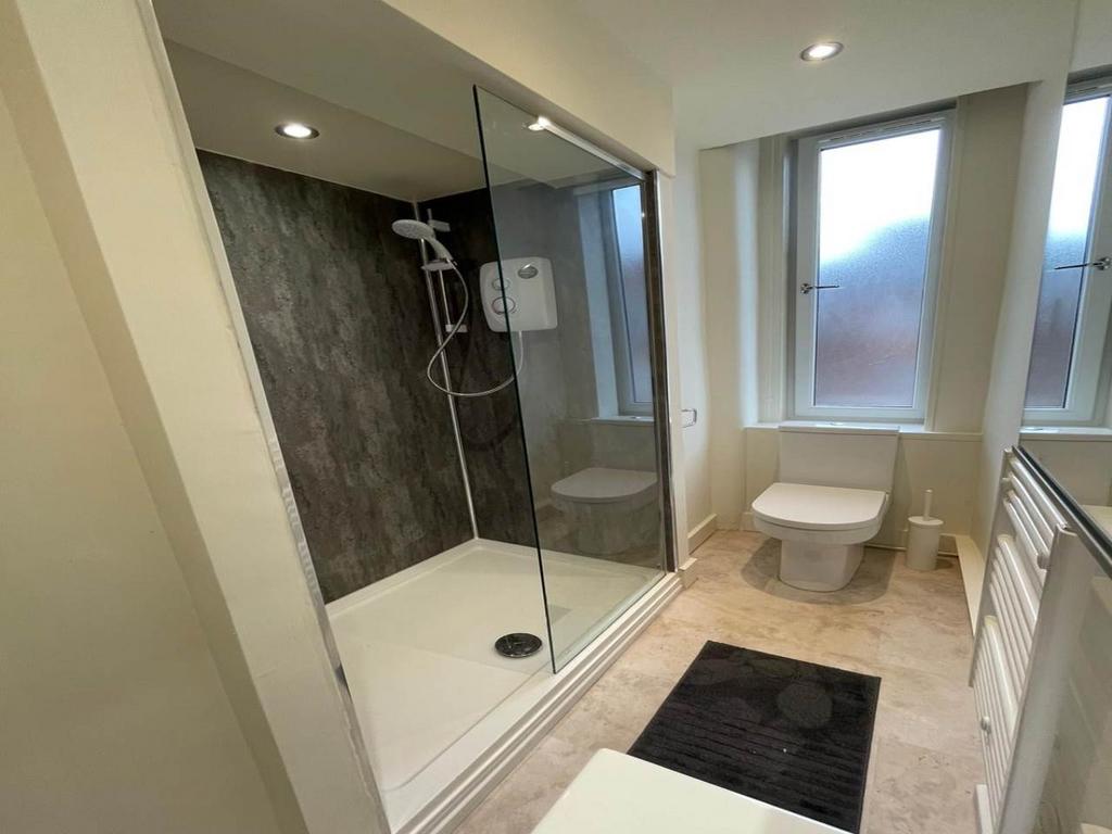 Bathroom1