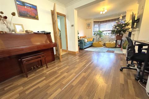 undefined, Stevedale Road, Welling DA16