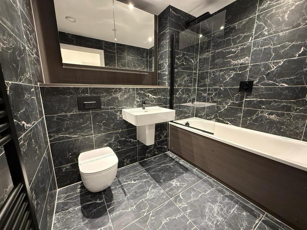 Bathroom 12/12/2025