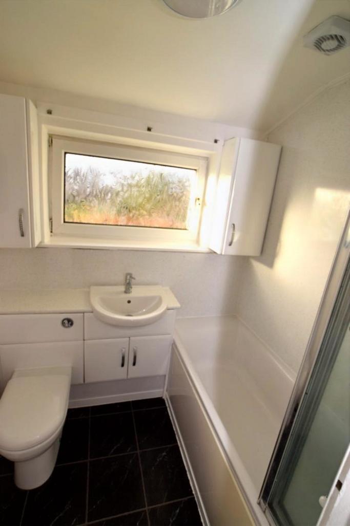 24 Mossdale, Heathhall, Dumfries, DG1 3 RG - Grieve