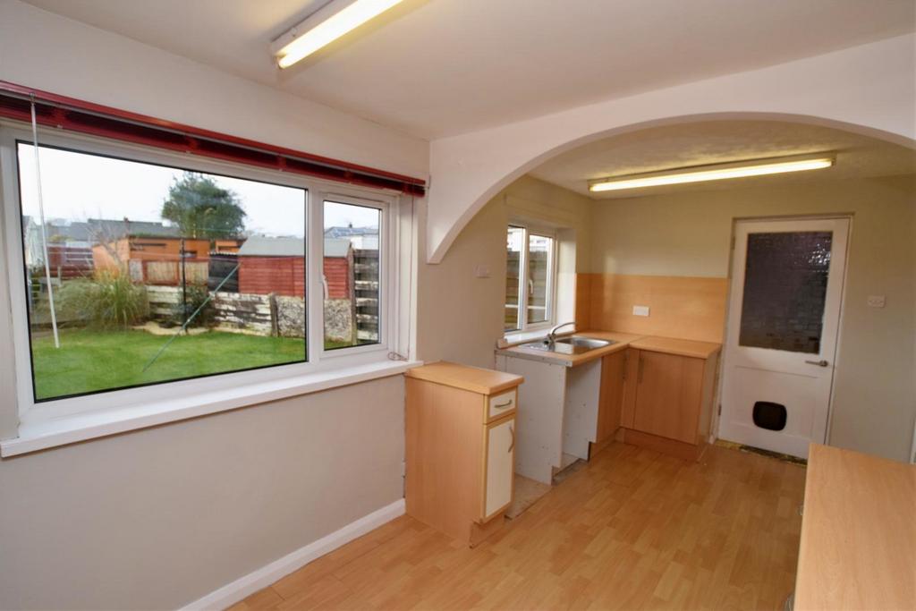 24 Mossdale, Heathhall, Dumfries, DG1 3 RG - Grieve