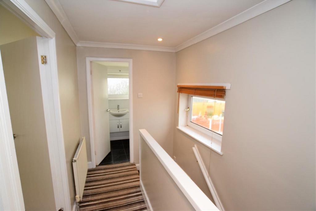 24 Mossdale, Heathhall, Dumfries, DG1 3 RG - Grieve