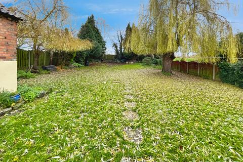 4 bedroom semi-detached house for sale, Main Street, West Stockwith DN10